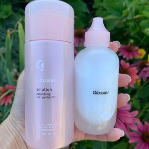 Glossier The Solution & Milky Oil make up remover